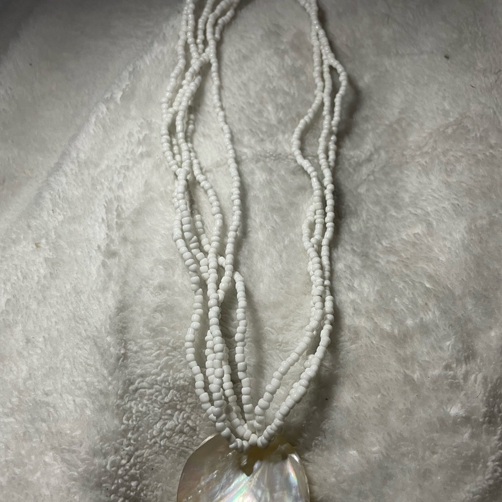 White Beaded Multi-Strand Necklace with Natural Shell Pendant - Picture 4 of 4